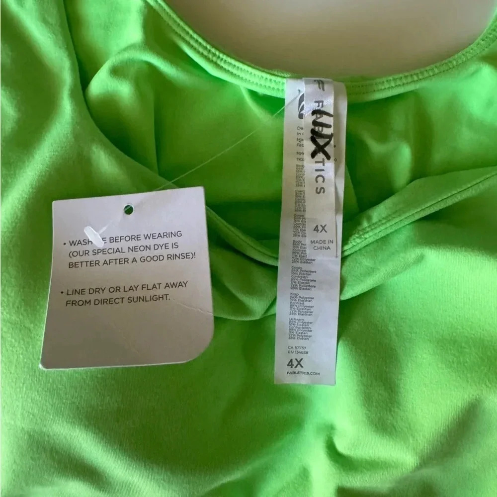 NWT Fabletics Ruched Side Cinch Built in Bra Athletic Neon Tank Top size 4X - Picture 9 of 12